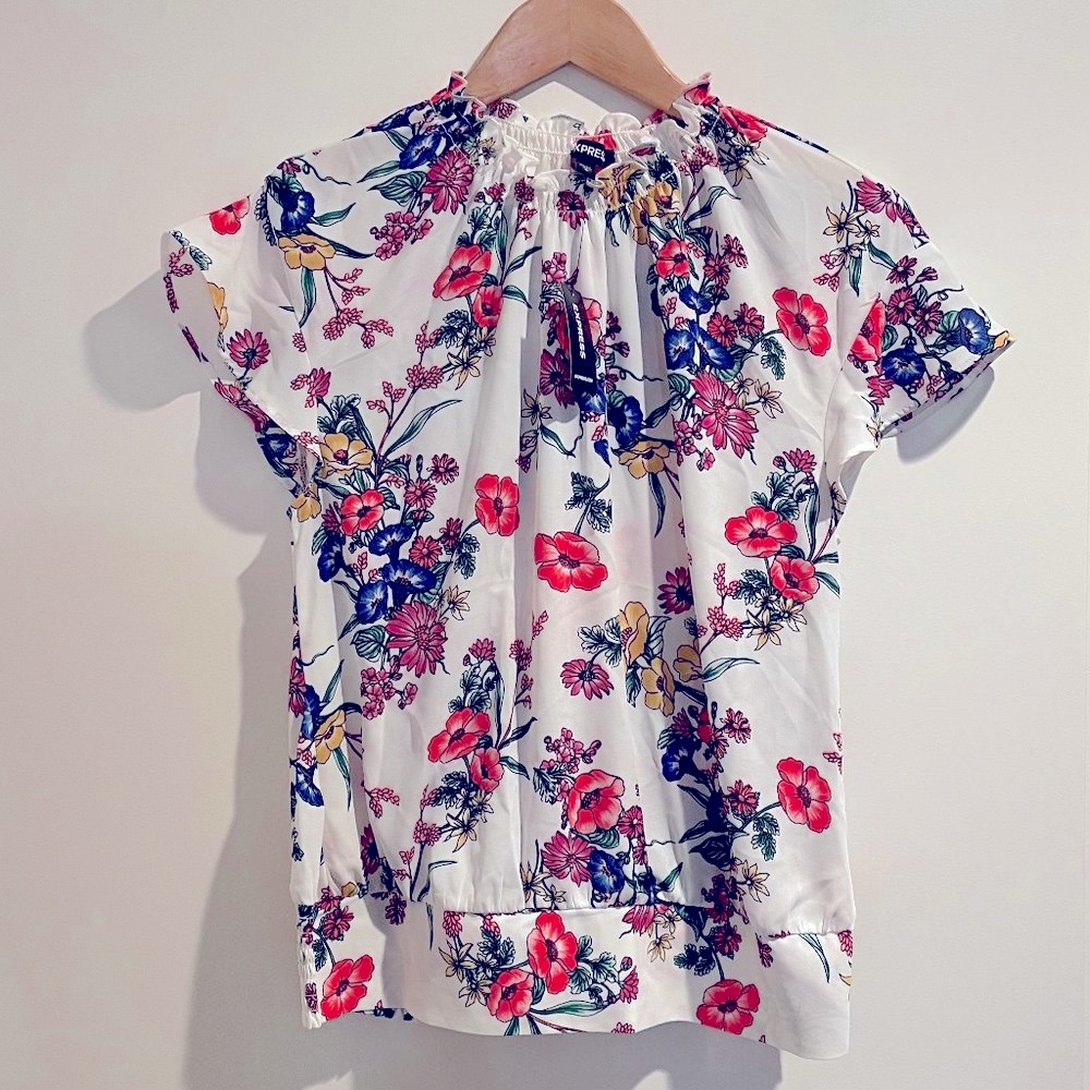 EXPRESS Floral Blouse